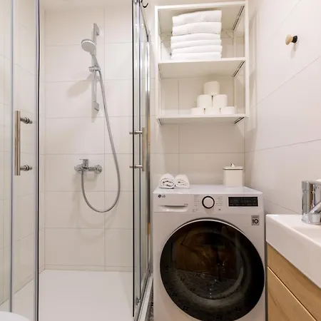 Διαμέρισμα Cozy Ideal For Couples, Families & Groups Παρνού