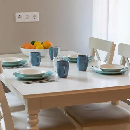 Appartamento Cozy Ideal For Couples, Families & Groups Pärnu